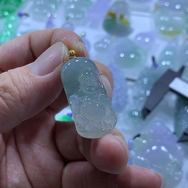 翡翠18K金镶嵌颈饰天然翡翠A货吊坠