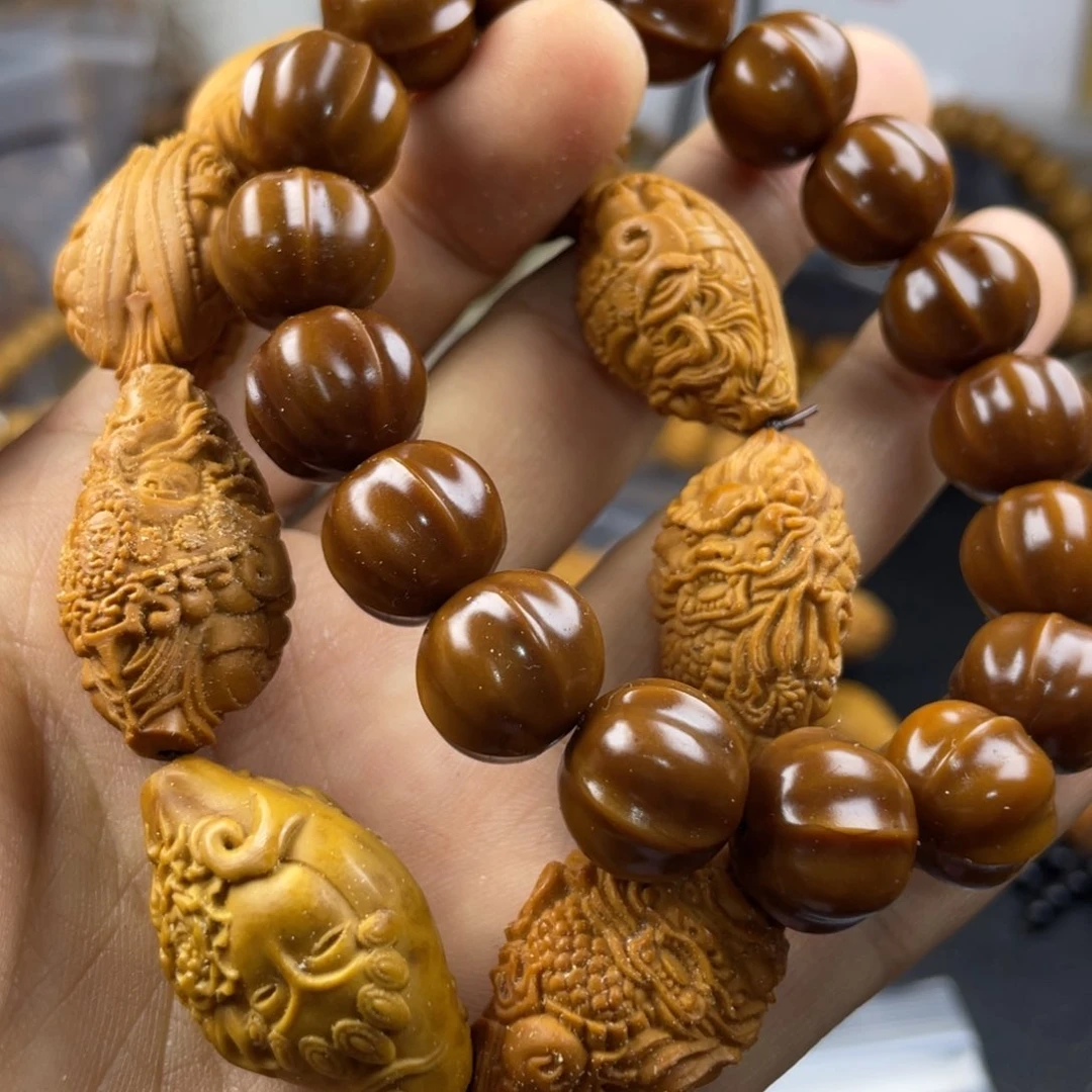 猴头核桃吊坠嗯、嗯