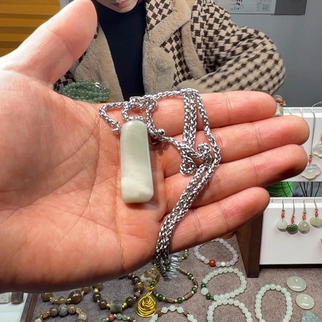 和田玉未镶嵌手链