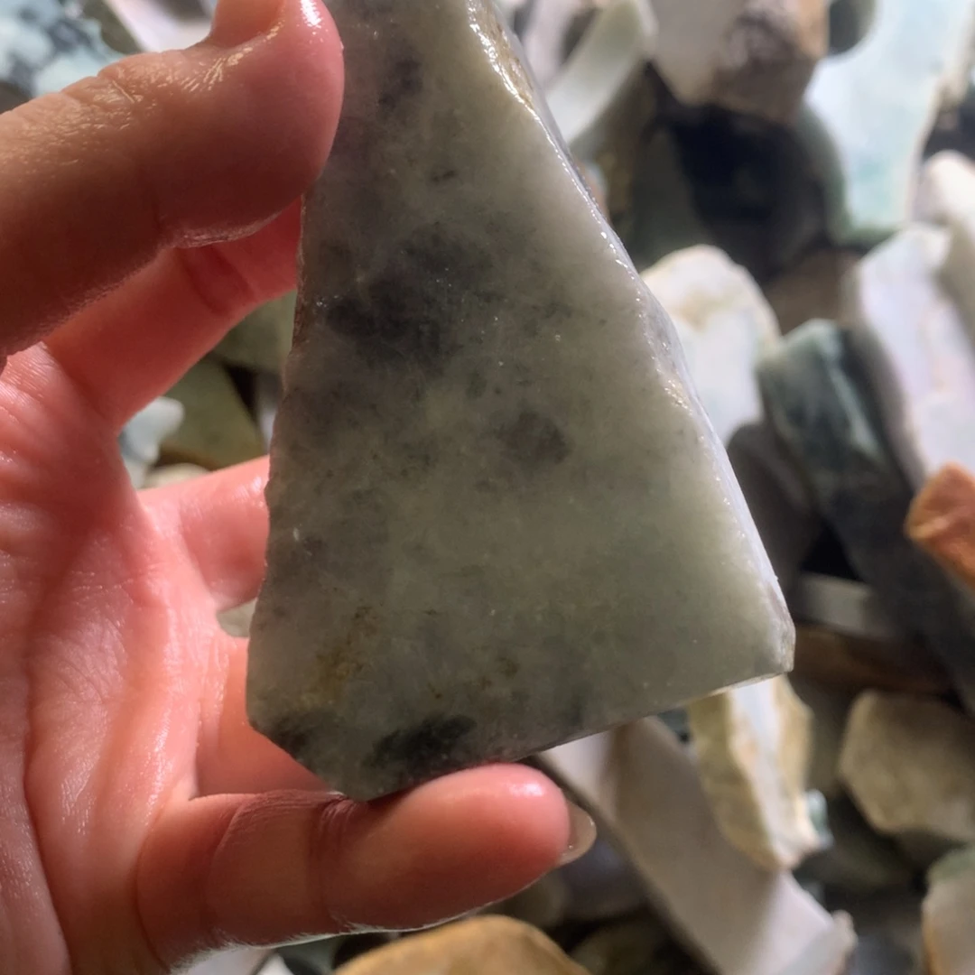 翡翠颈饰未镶嵌缅甸翡翠