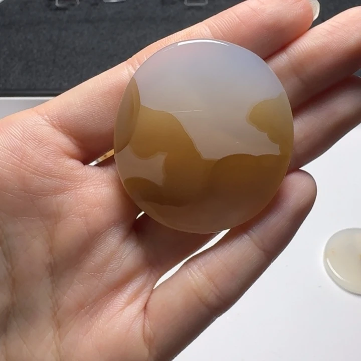 玛瑙/玉髓未镶嵌珠宝奇石