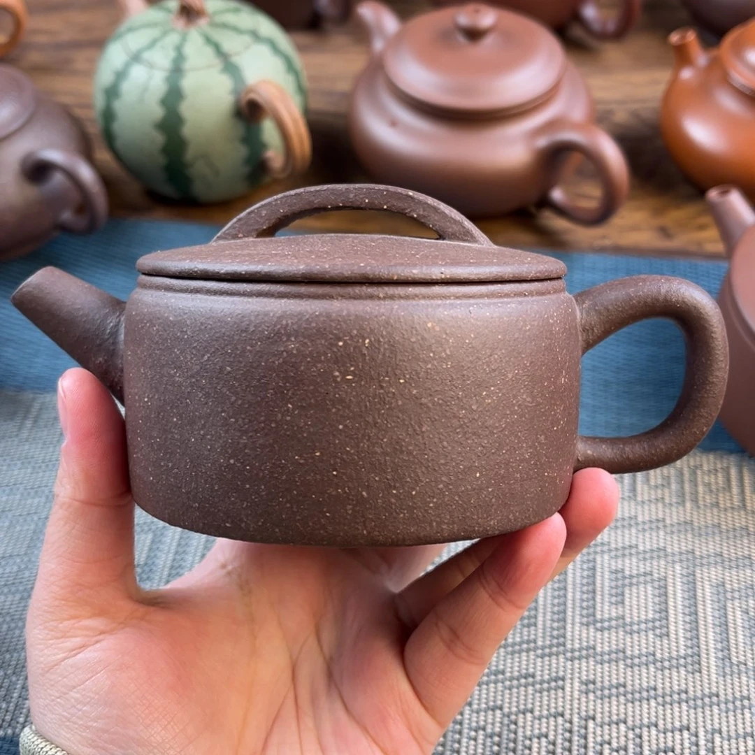 和***宙紫砂茶壶手工制作工艺精湛