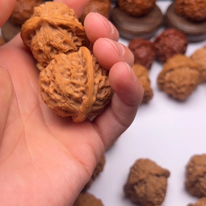 桃核吊坠周*发给哥哥哥哥