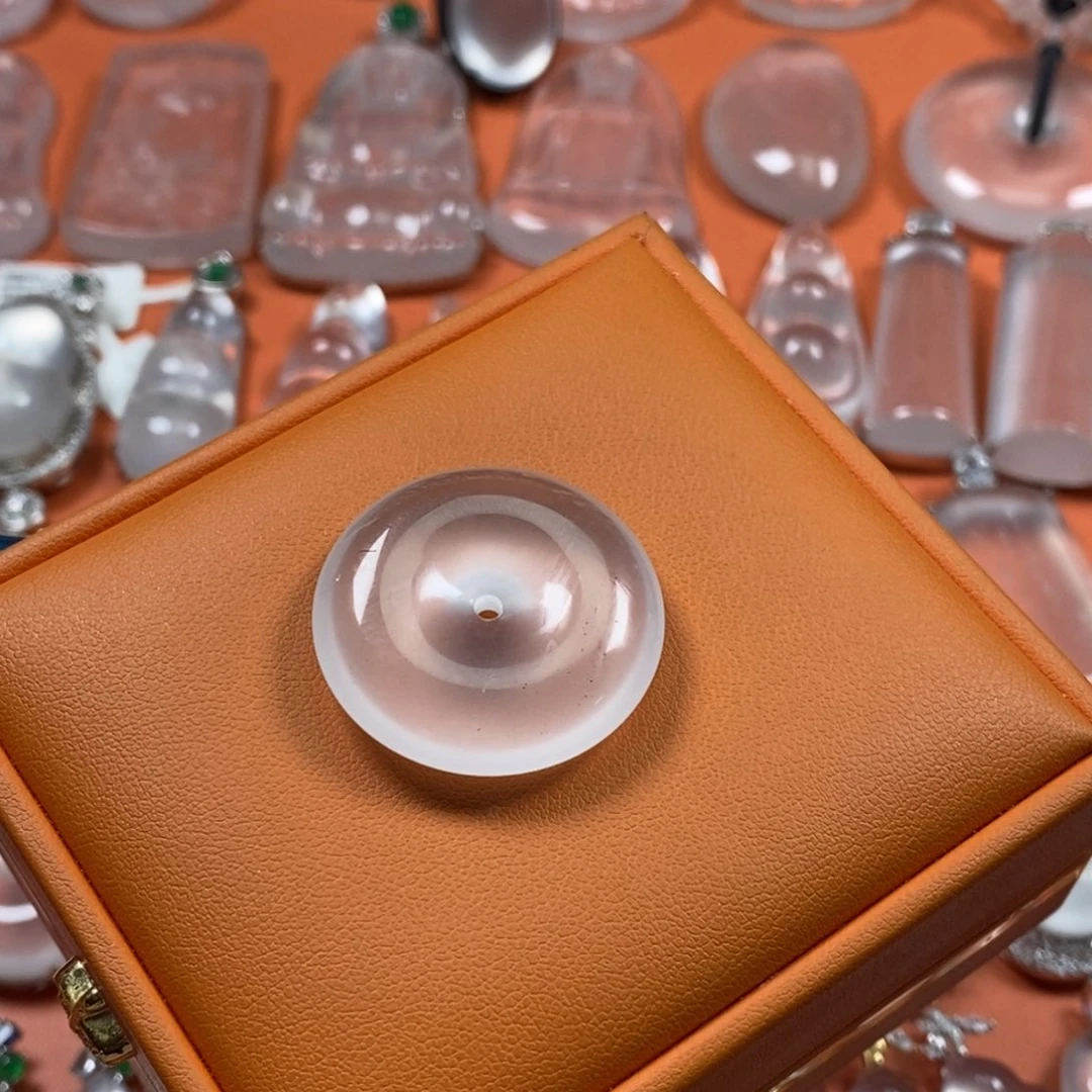 石英质玉未镶嵌颈饰卡30平安扣