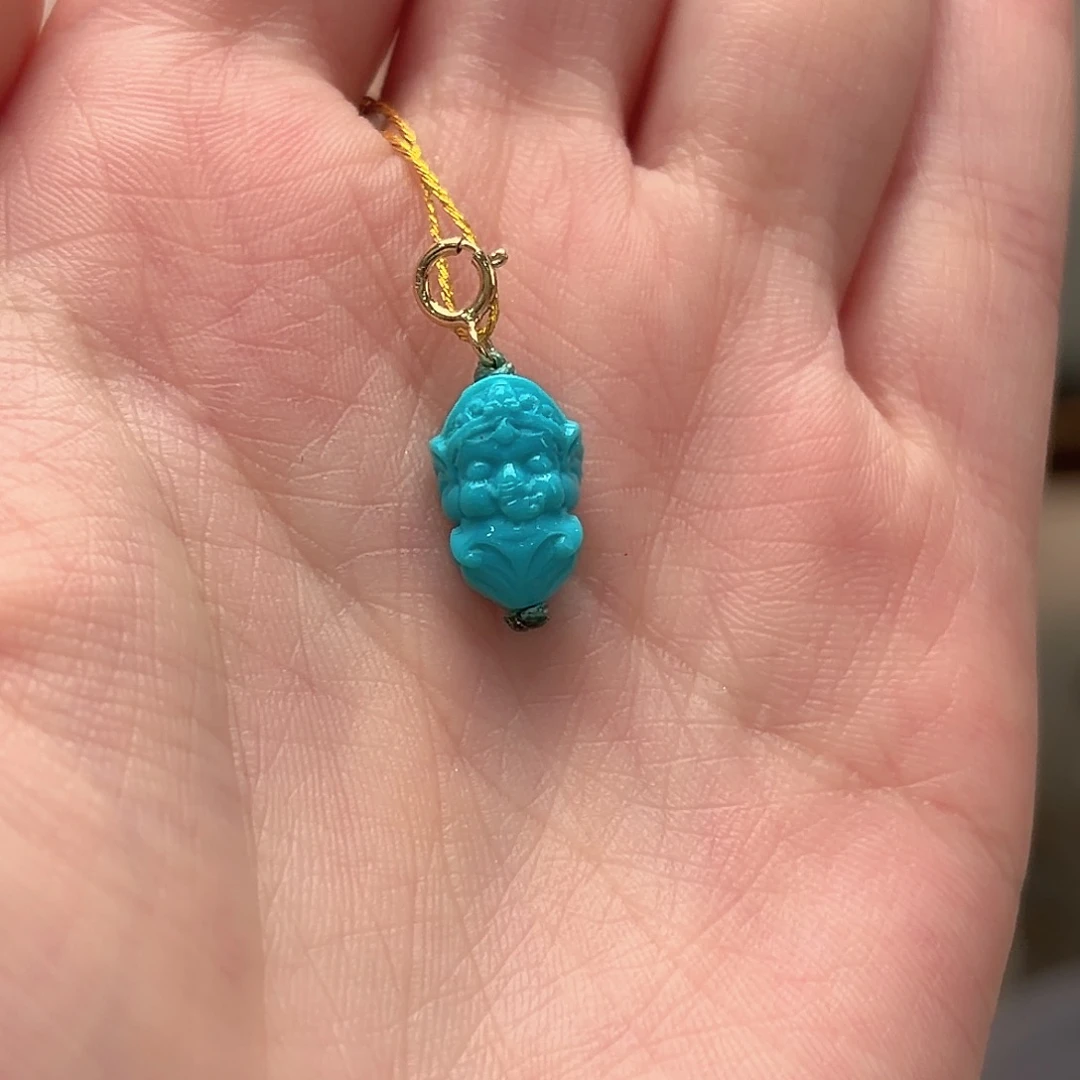 绿松石未镶嵌颈饰