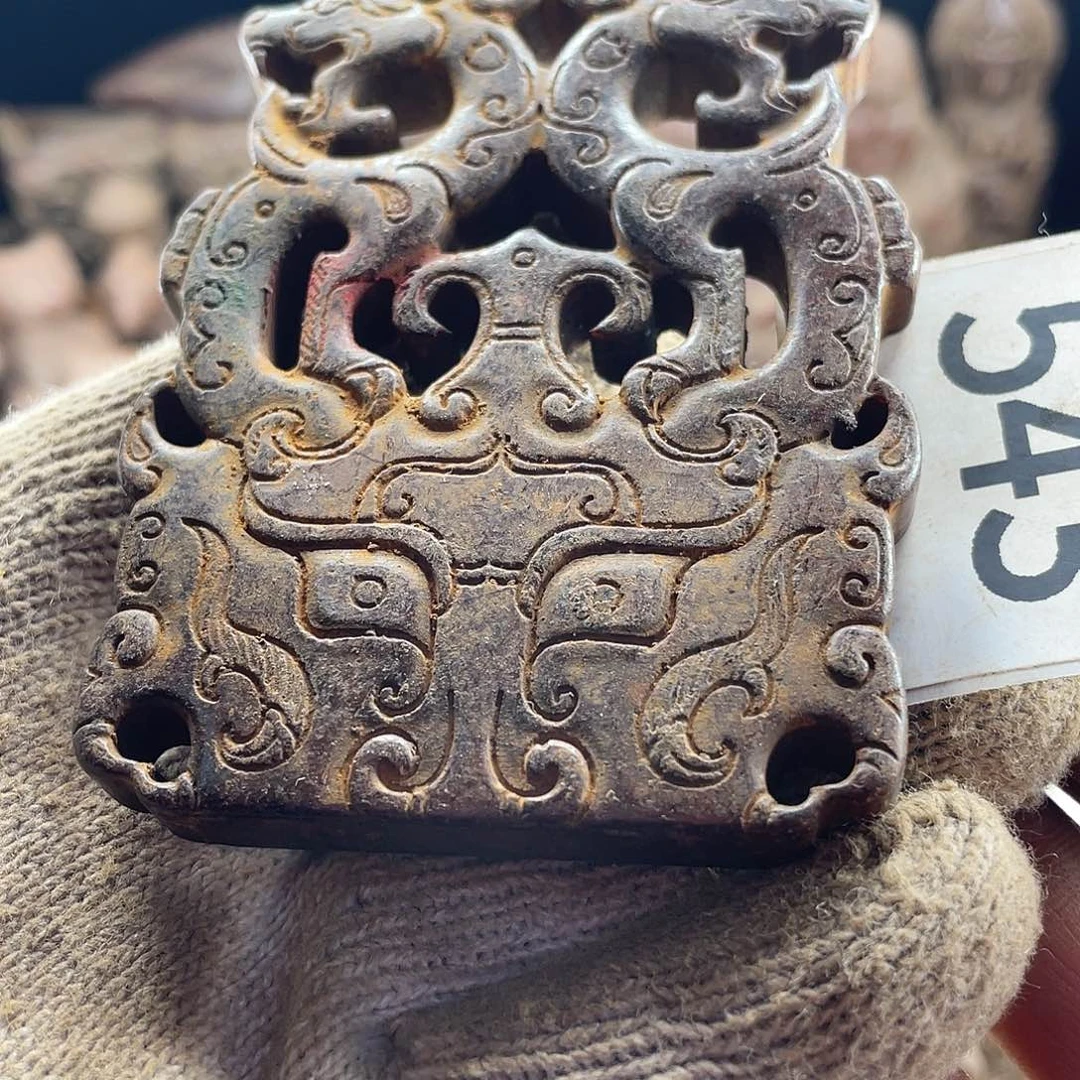 和田玉（糖玉）未镶嵌挂件