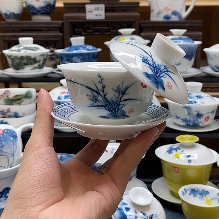 手绘兰花150cc悬停盖碗釉下彩微瑕福利款
