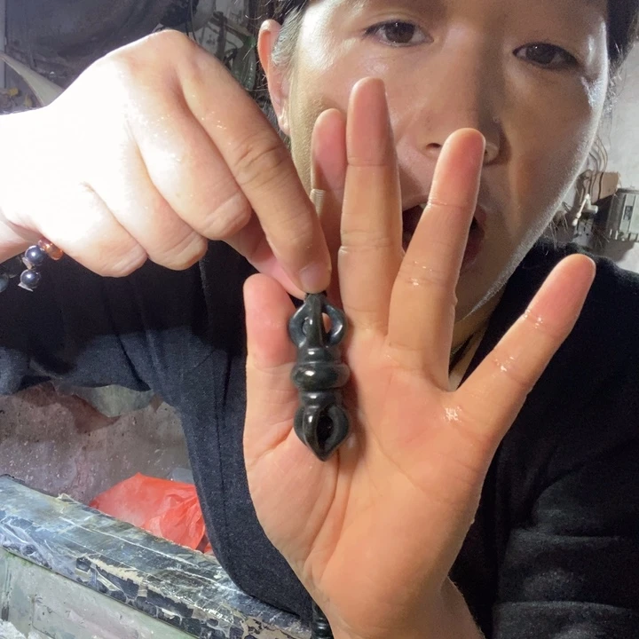 未镶嵌和田玉挂件