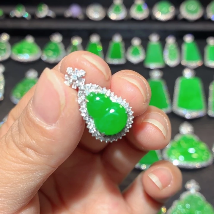 翡翠18K金镶嵌吊坠(不含链)翡翠