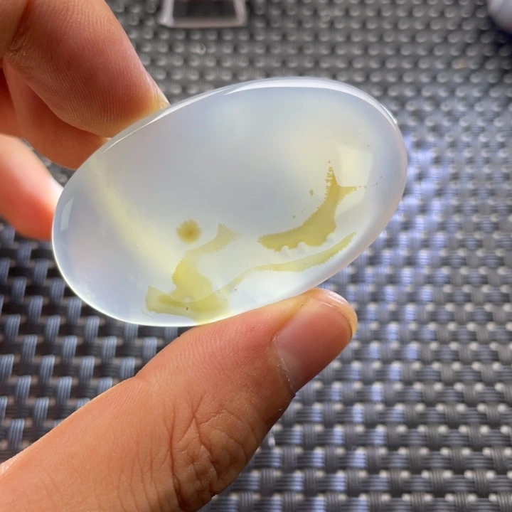 未镶嵌颈饰玛瑙/玉髓吕*布