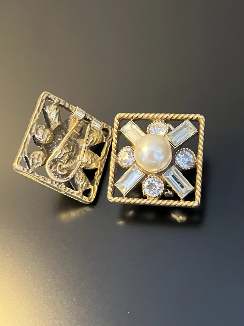 铜合金仿水晶耳饰 【然然王LA古藏】 铜合金耳饰【WRR2227】