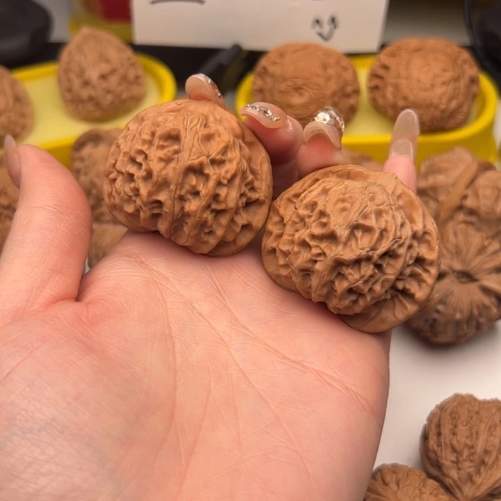 饼***王文玩核桃吊坠麻核桃3