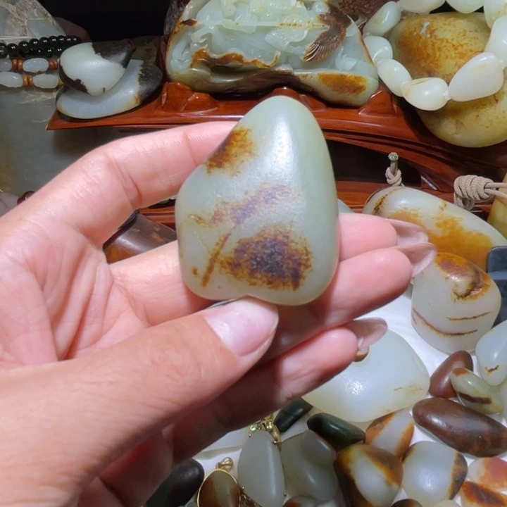 未镶嵌和田玉（子料）挂件