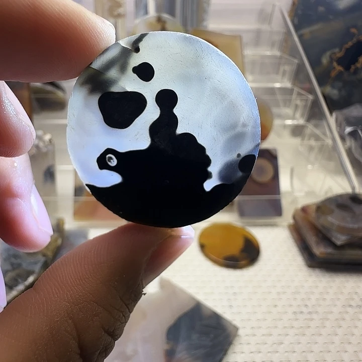 玛瑙/玉髓未镶嵌珠宝奇石