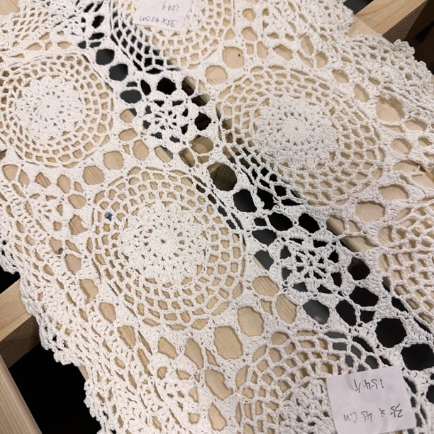 x197白色手工钩针餐垫35*45cm一对出有氧化