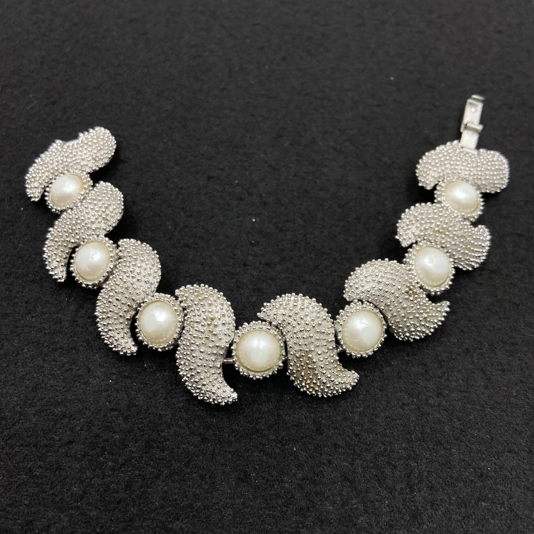 合金仿珍珠手链 【Liz璇子】Trifari宫廷珠熔岩手链H43062无鉴赏期