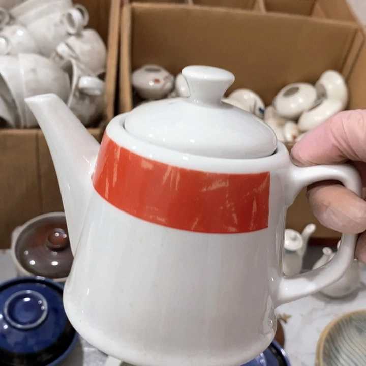 瓷片四厂强化瓷单孔壶约400ml