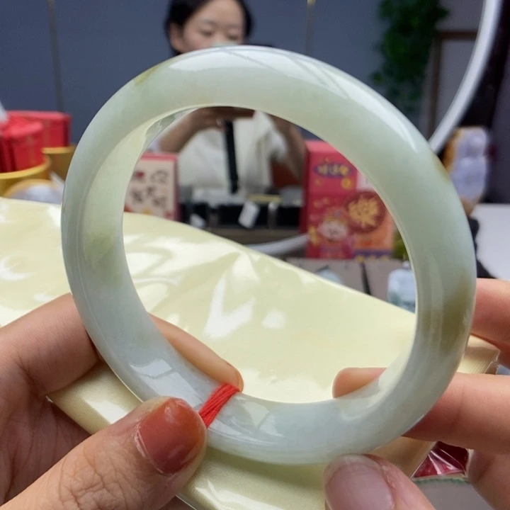 翡翠未镶嵌颈饰手镯156-58.6
