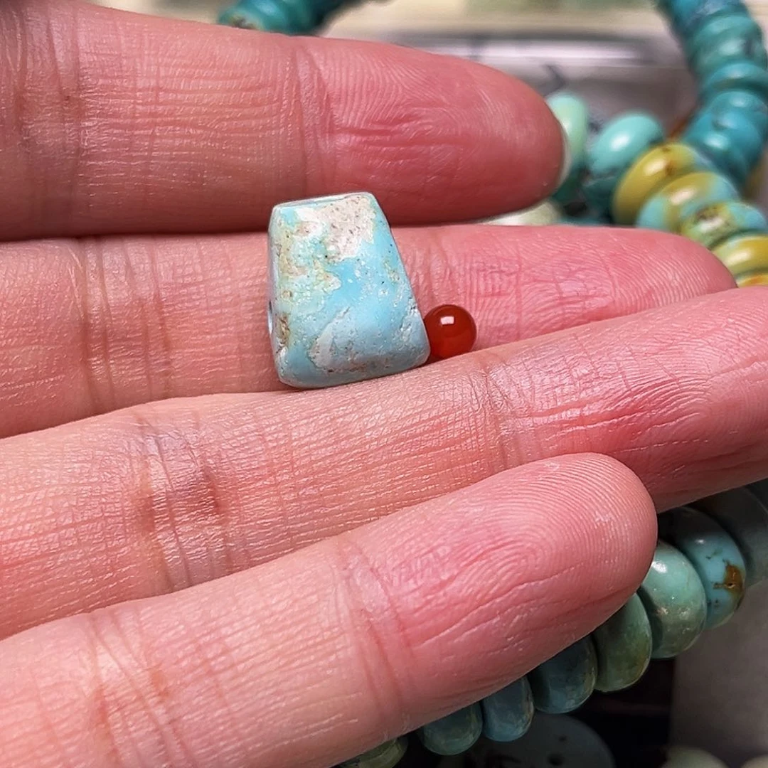 南红玛瑙配饰未镶嵌配饰