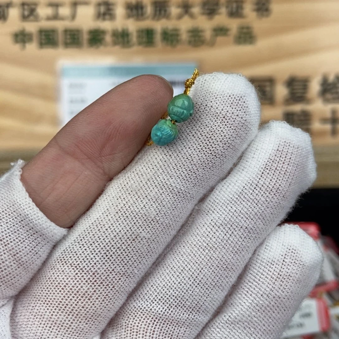 未镶嵌绿松石珠宝奇石