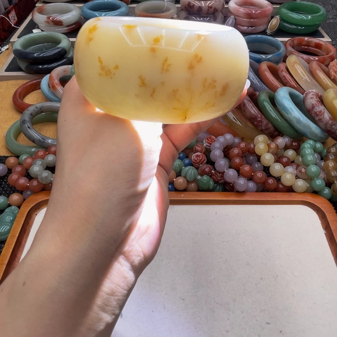 石英质玉未镶嵌圈口56