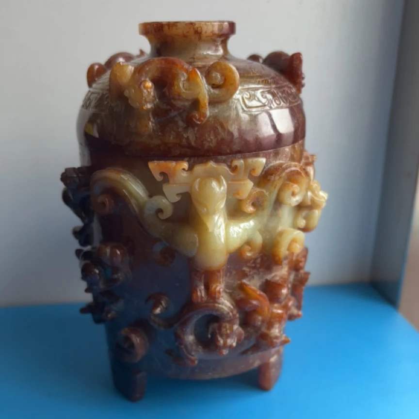 高浮雕玉鹰爬虎龙耳杯子