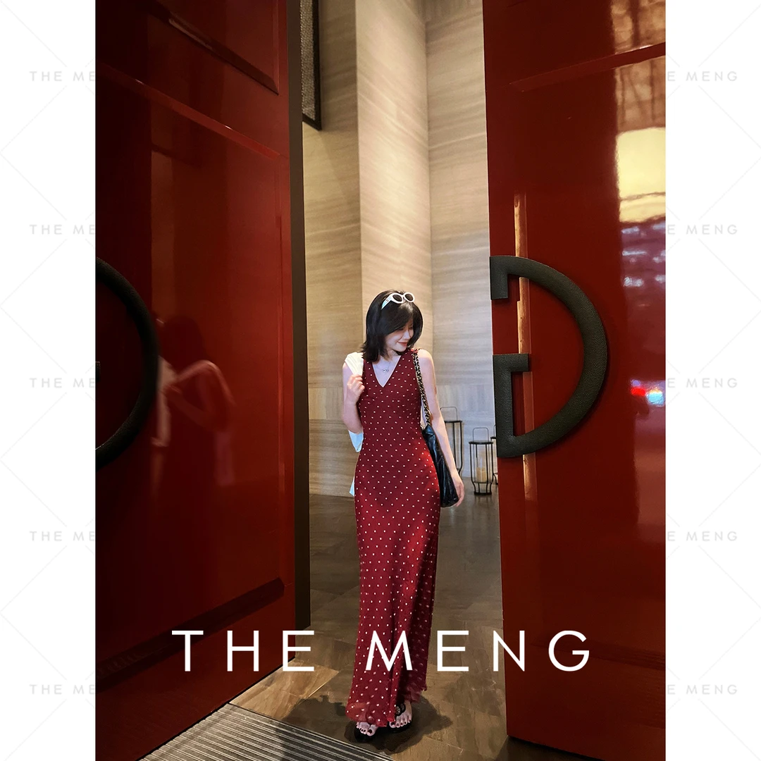 THE MENG【汪小姐】顺纡绉斜裁显瘦无袖连衣裙#M252G0255+M252G0277