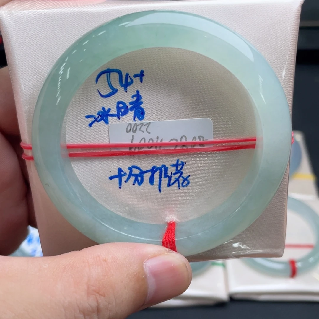 未镶嵌手镯翡翠翡翠手镯