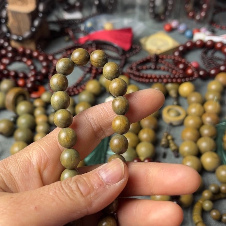 香榧木脆*升绿檀单圈手串1.0单圈