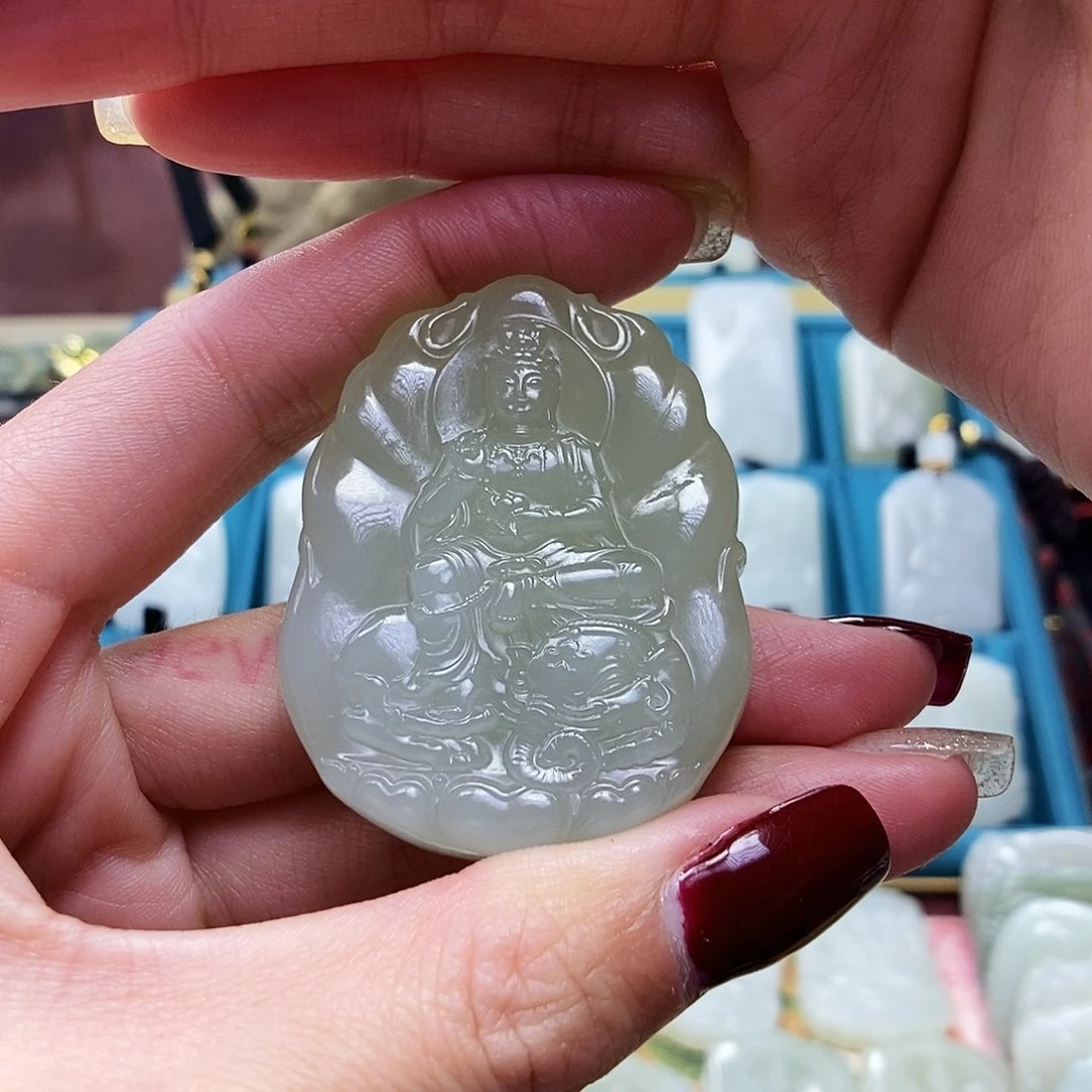 和田玉颈饰未镶嵌N****h