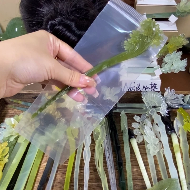 蛇纹石玉未镶嵌发饰