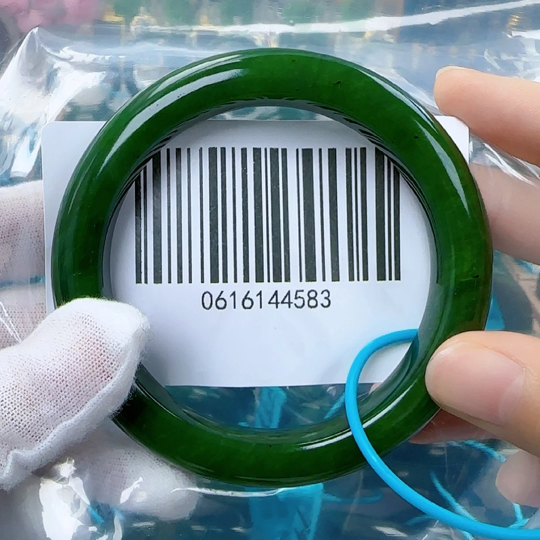 和田玉（碧玉）手镯未镶嵌微瑕5859