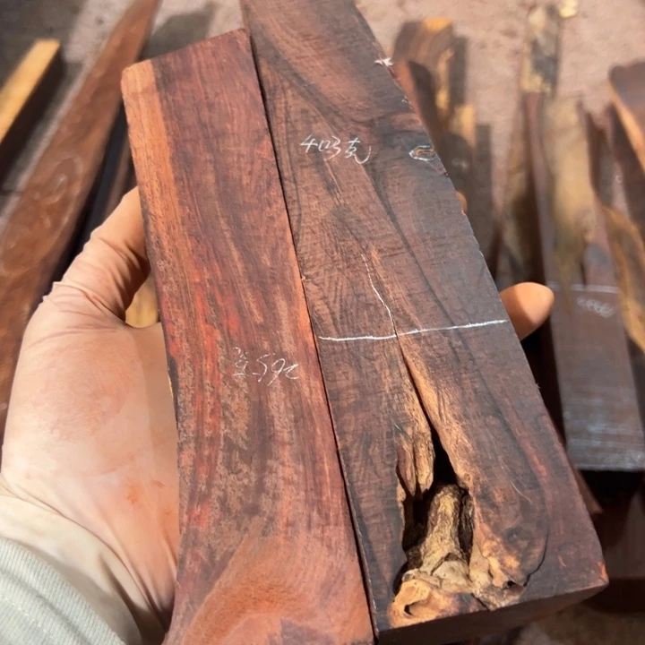 檀香紫檀（小叶紫檀）柏***蚁边角料