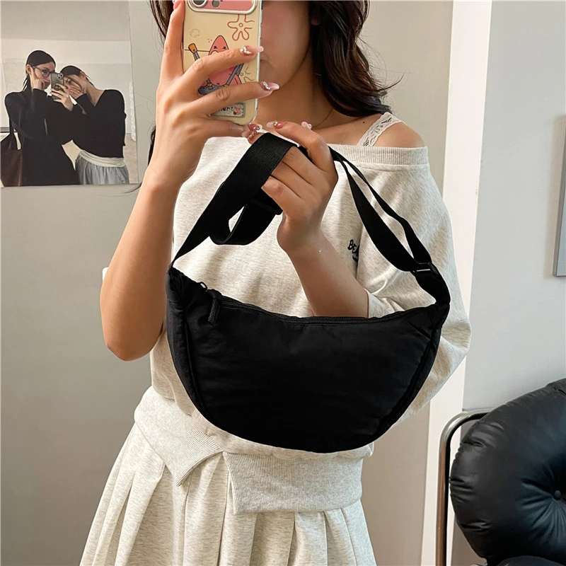 2025简约软面户外百搭运动拉链肩包单肩包单肩潮流小包包