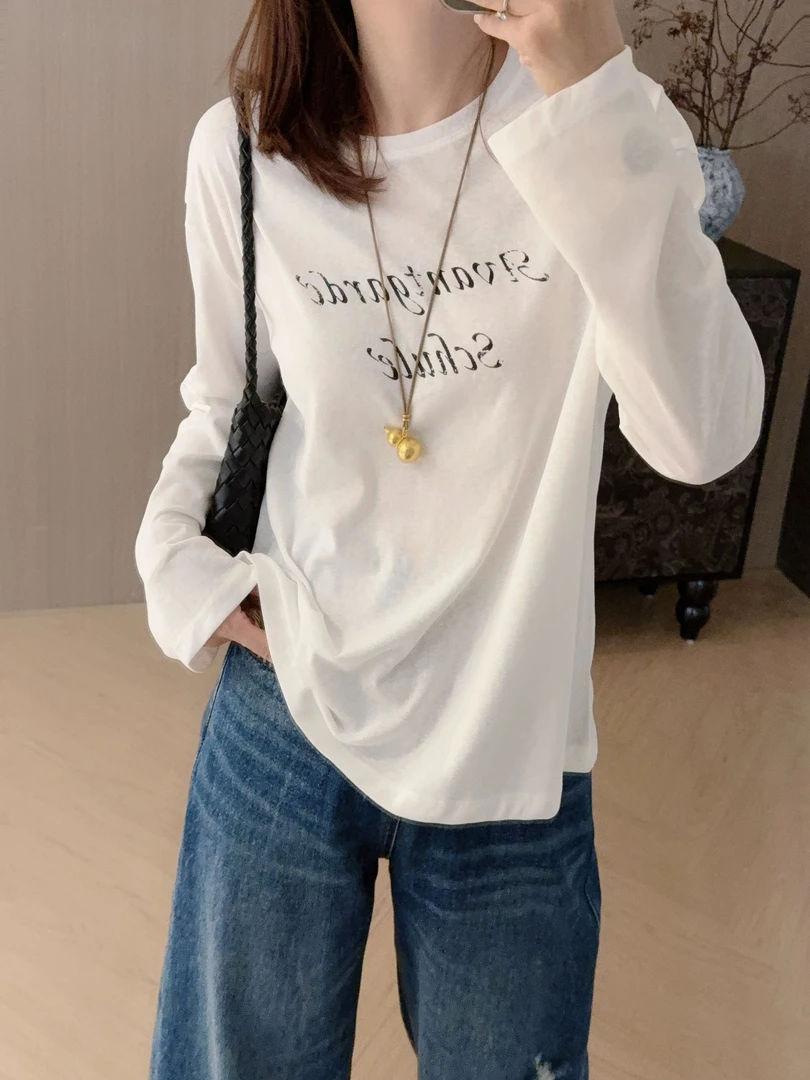 仓美美女装-字母印花百搭慵懒风长袖T恤