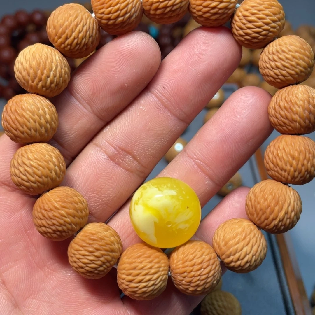 孟***虎猴头核桃手串龙鳞15