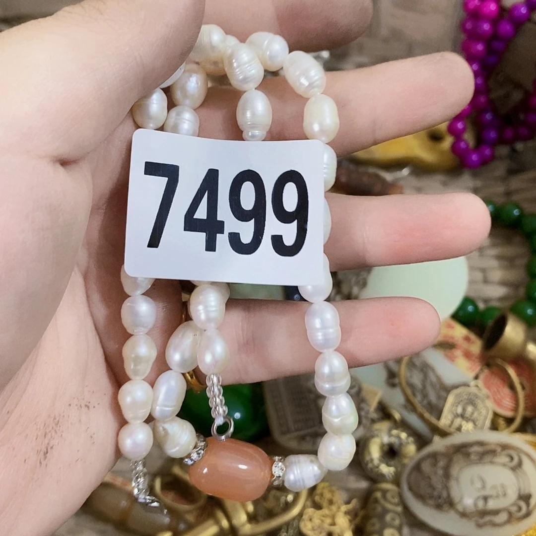 蝴*.光明的未来是一个人的7499