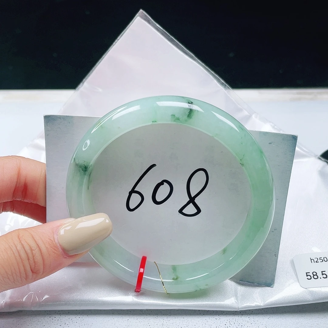 翡翠未镶嵌手镯58+正圈