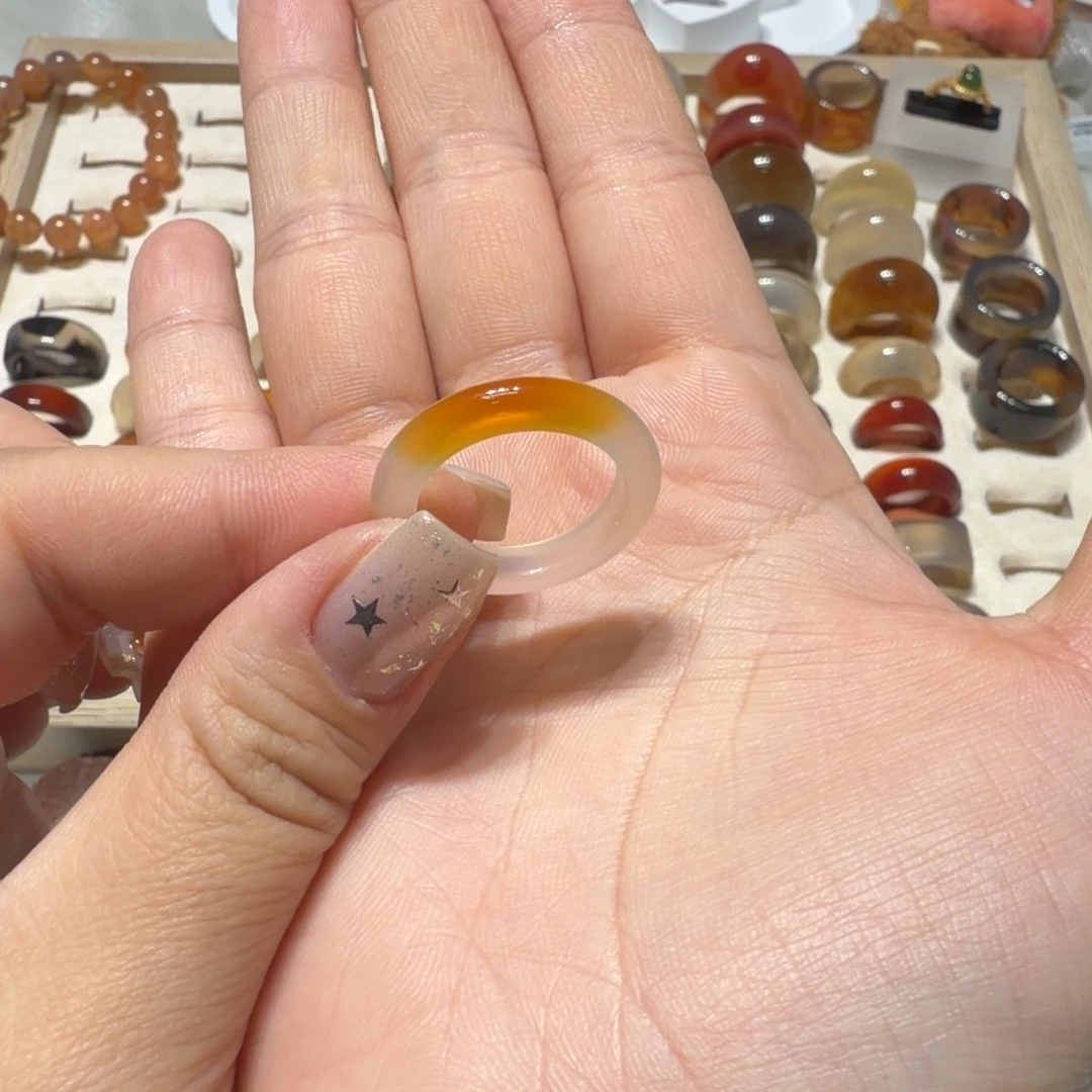 睡***人玛瑙/玉髓未镶嵌戒指港18