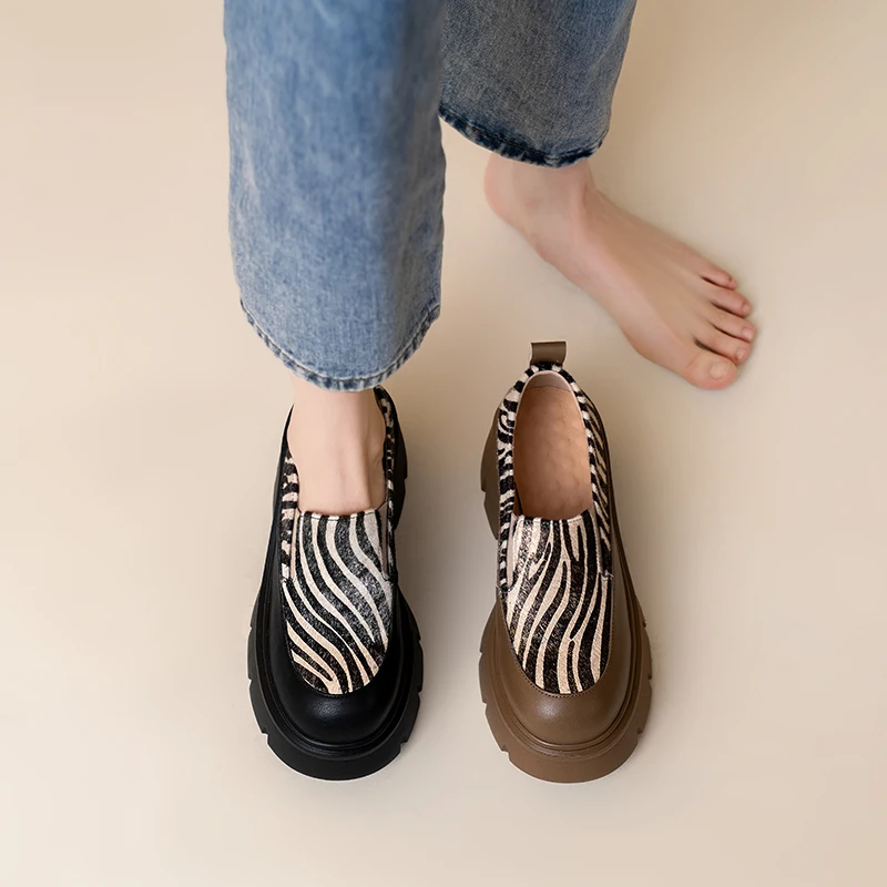 菓苒皮鞋松糕厚底乐福鞋春季复古粗跟英伦风百搭拼色单鞋时尚小众