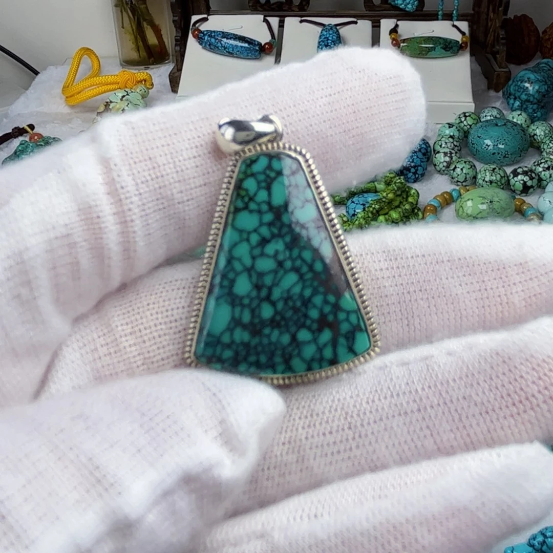 绿松石珠宝奇石银S925镶嵌