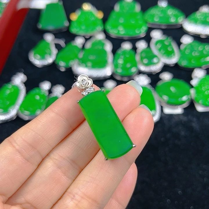 翡翠银S925镶嵌吊坠(不含链)