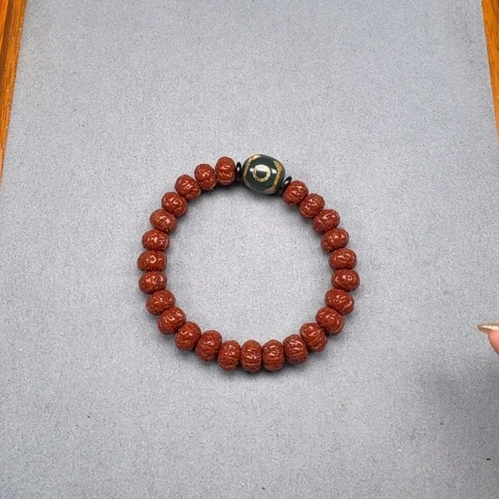 吊坠星月菩提金刚