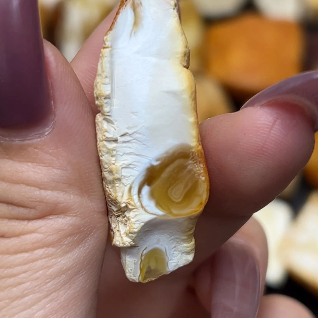 定制琥珀未镶嵌蜜蜡