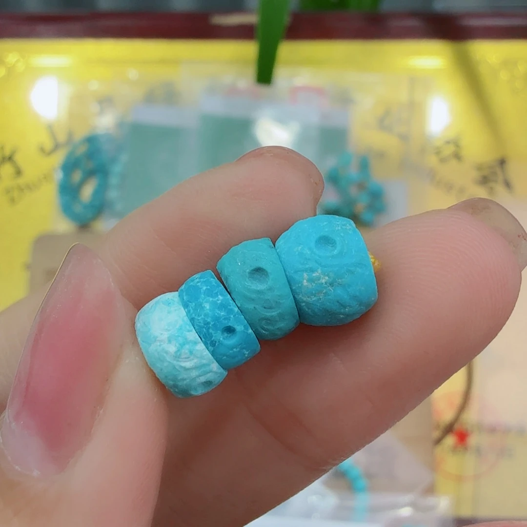 未镶嵌绿松石珠宝奇石