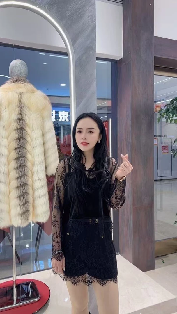 张洪波夫妇-16067新款蕾丝潮流女装显瘦长衫CD
