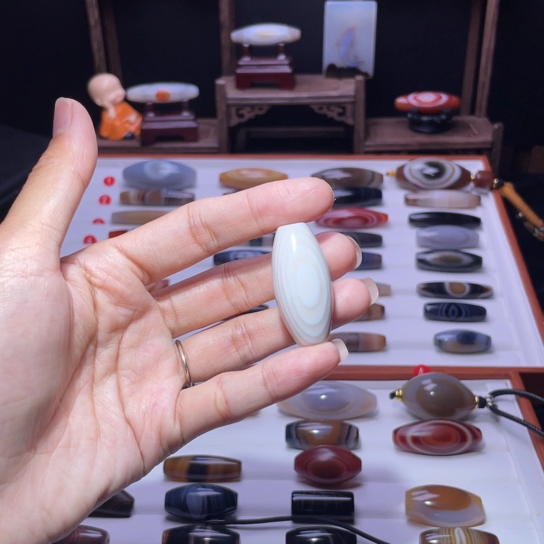 宝***儿玛瑙/玉髓未镶嵌吊坠(赠链)