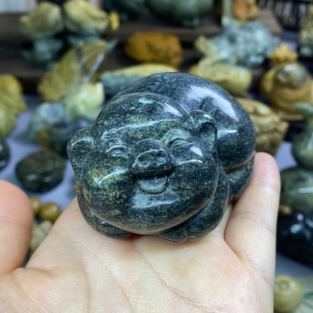 岫岩河磨玉（透闪石质玉）未镶嵌把件