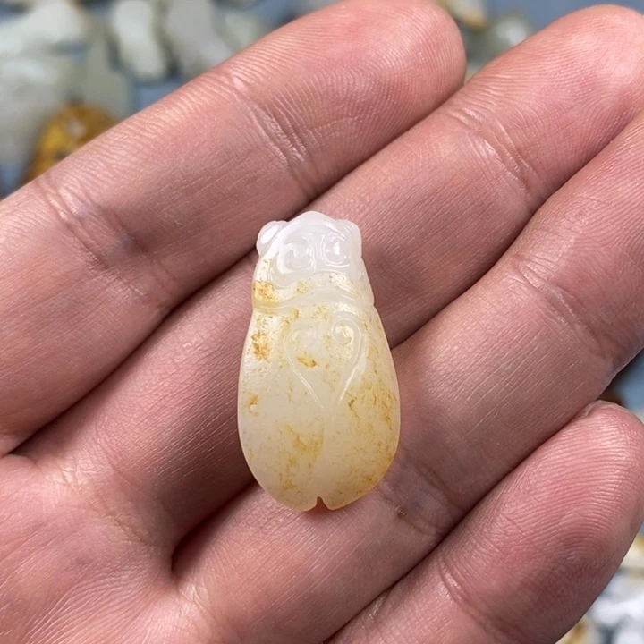 和田玉吊坠(不含链)未镶嵌青**城