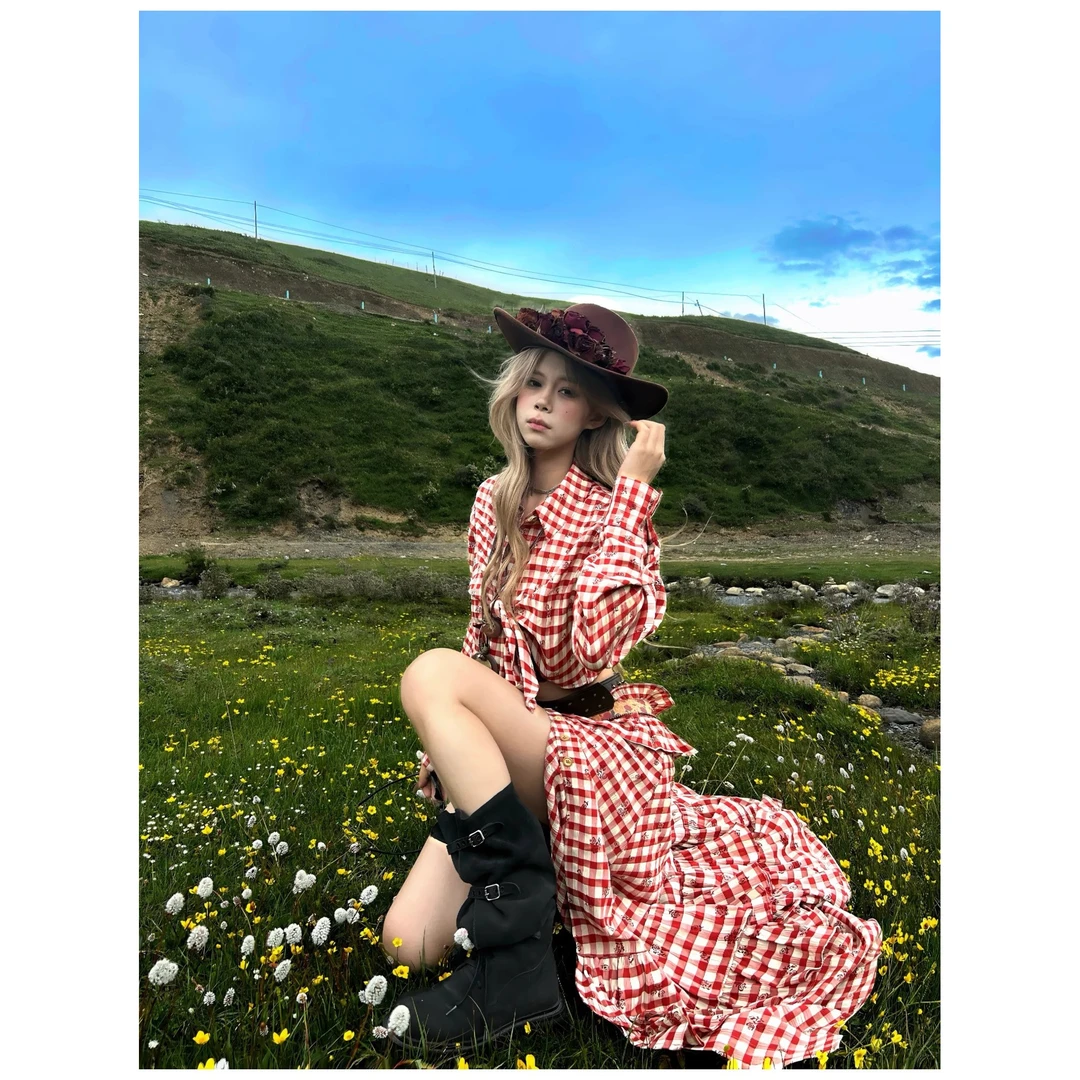 UptoMcc 托卡红格猎手 大裙摆红格裙印花荷叶边新疆旅游穿搭套装